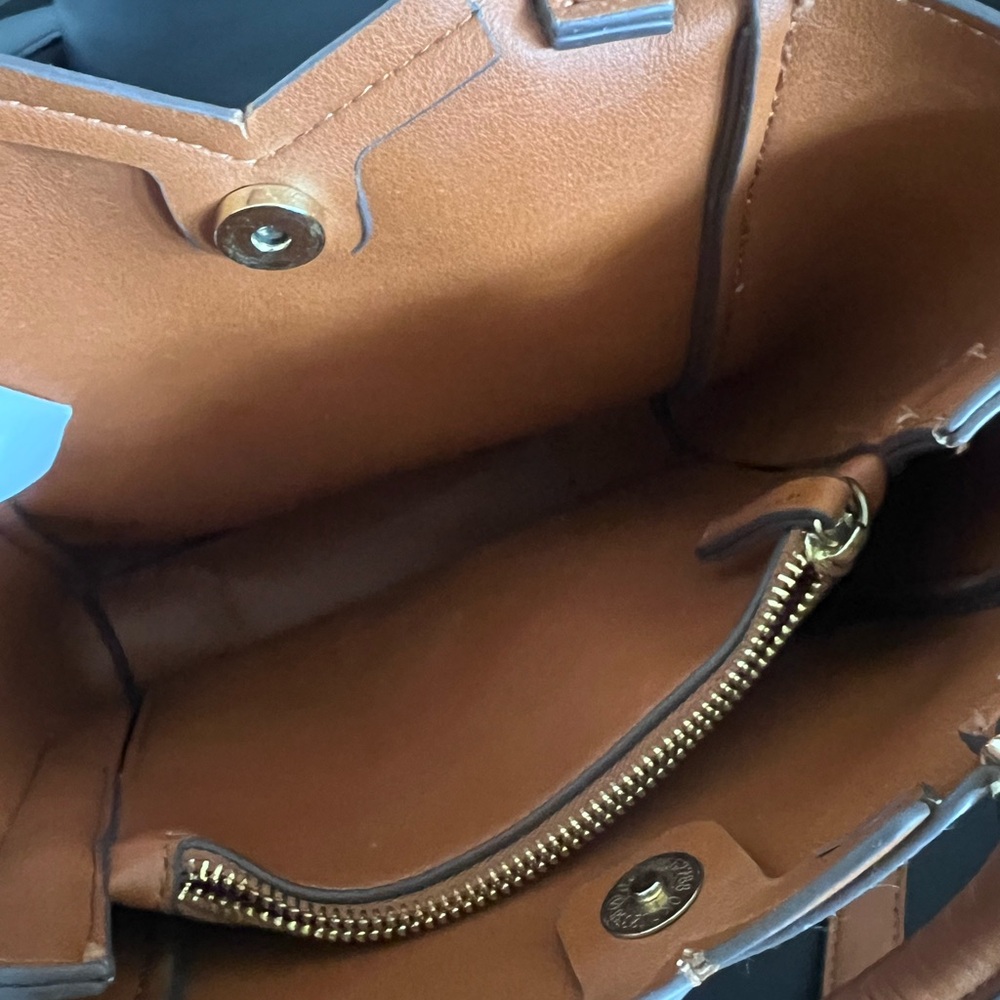Steve Madden Beige Floral Tote with Brown Accents - Picture 4 of 7